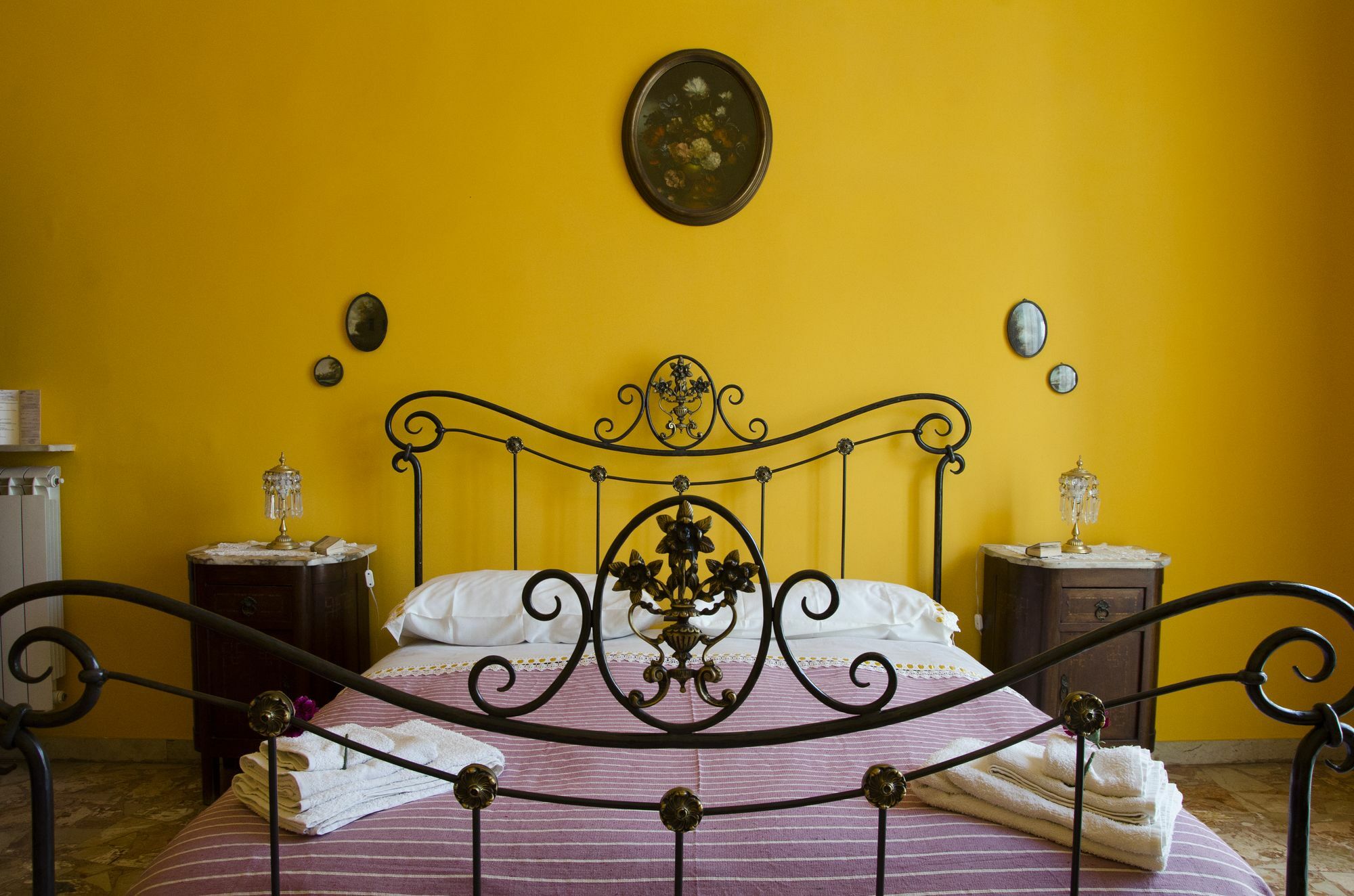 A Casa di Mamma Bed & Breakfast Napoli Bagian luar foto