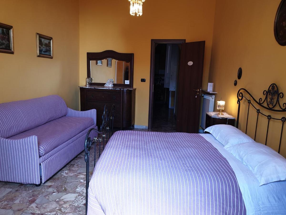A Casa di Mamma Bed & Breakfast Napoli Bagian luar foto